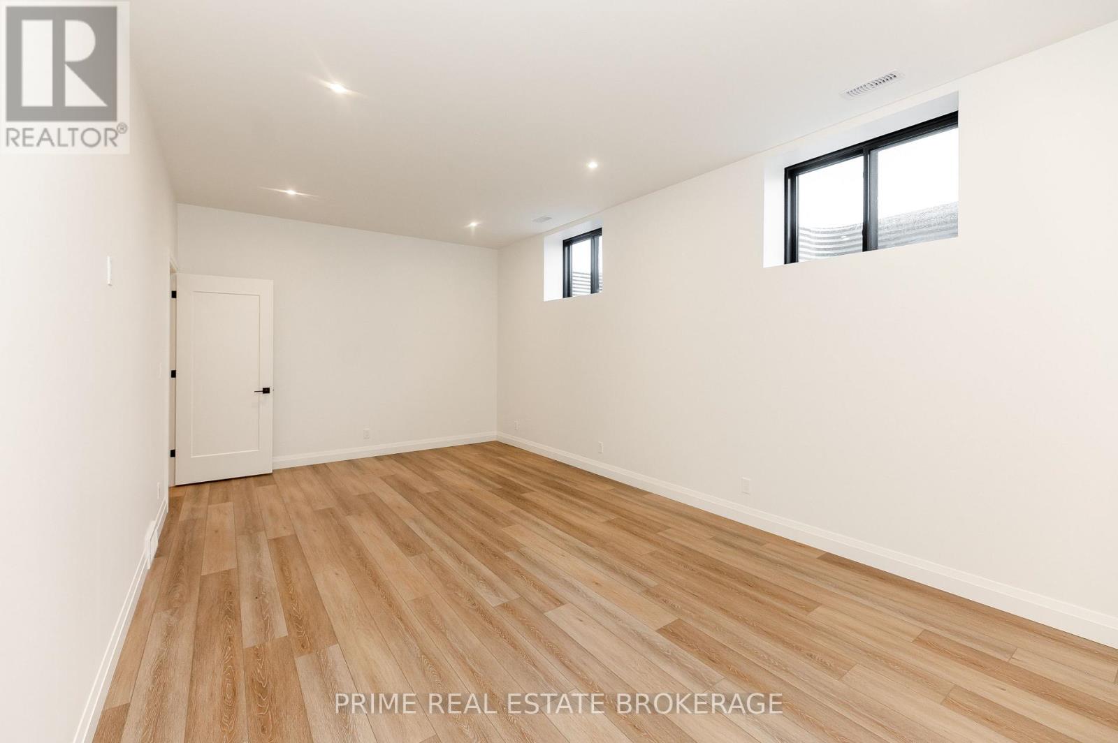 9 Black Walnut Drive, Norfolk, Ontario  N0E 1P0 - Photo 44 - X12980136