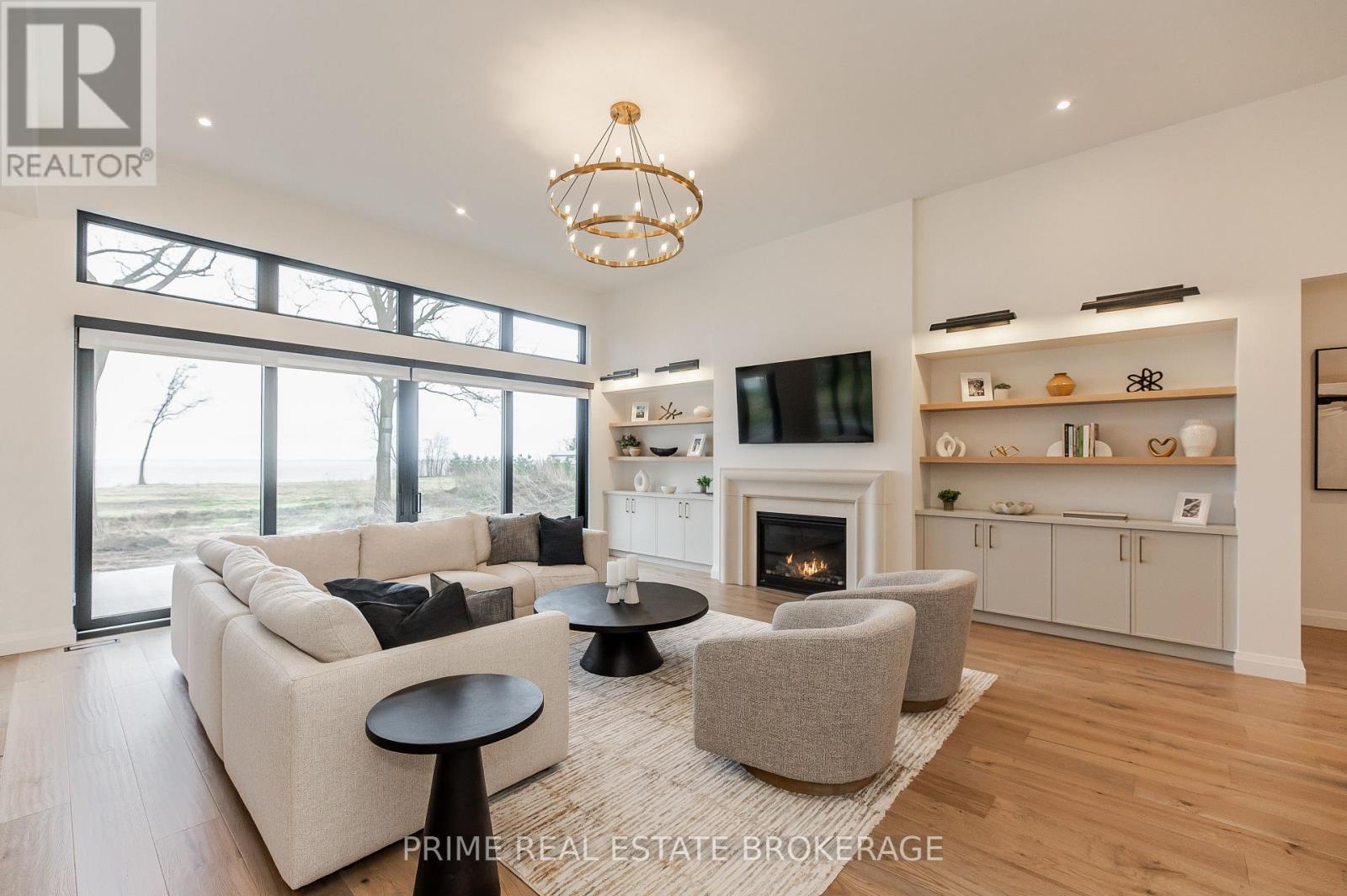 9 Black Walnut Drive, Norfolk, Ontario  N0E 1P0 - Photo 9 - X12980136