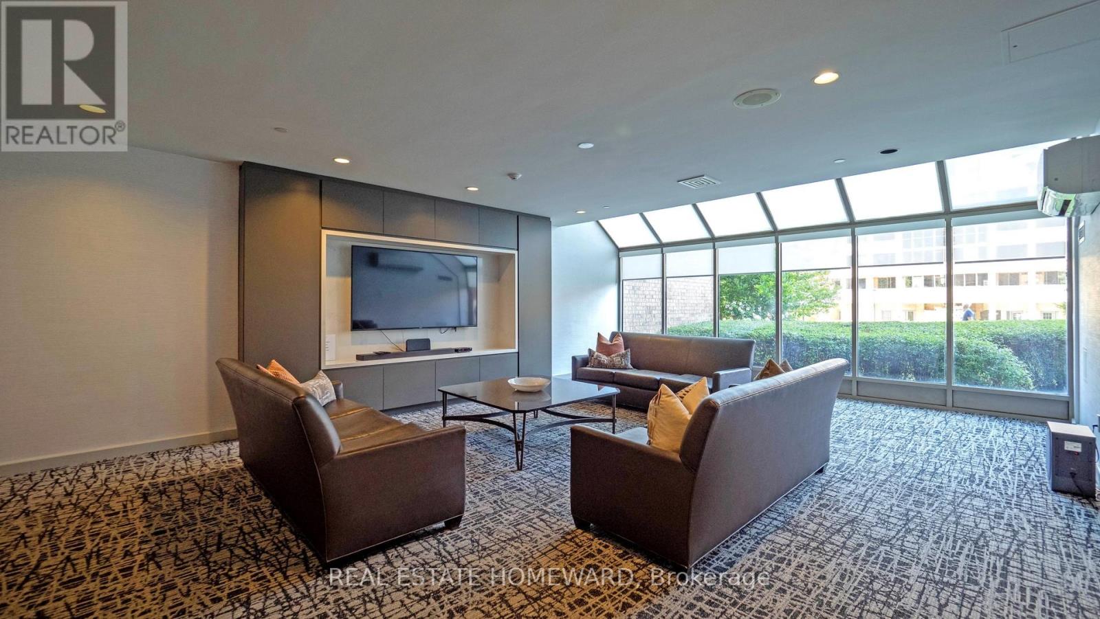 1609 - 15 Maitland Place, Toronto, Ontario  M4Y 2X3 - Photo 24 - C12980098