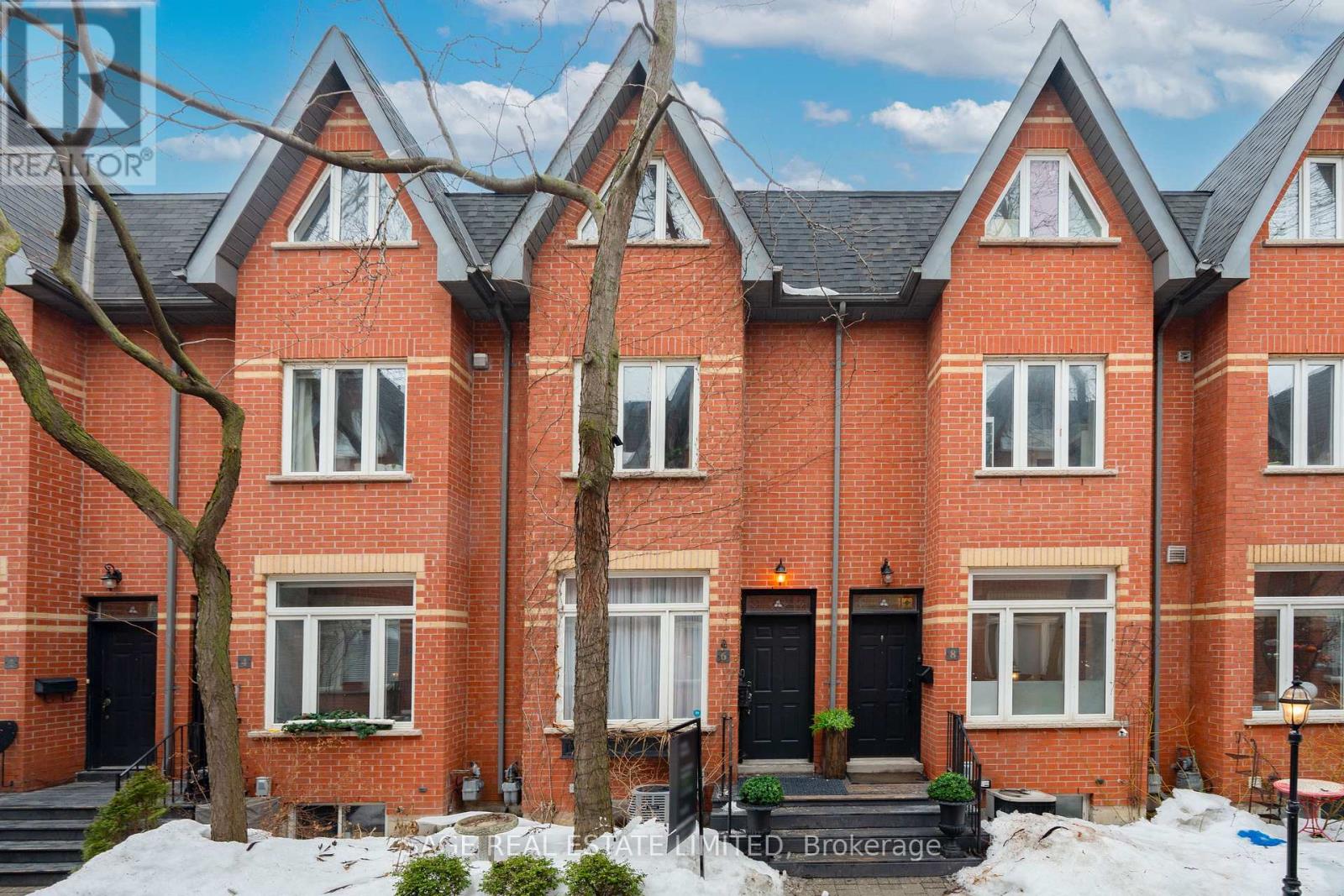 6 OLD TRILLIUM LANE, Toronto, Ontario