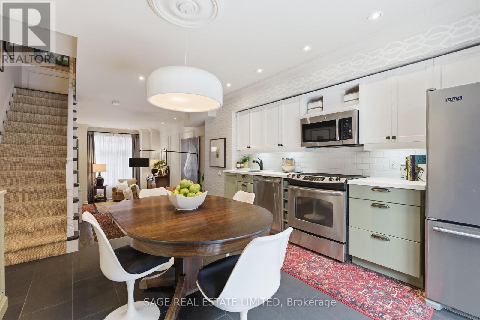 6 Old Trillium Lane, Toronto, Ontario  M5A 4T2 - Photo 13 - C12980130