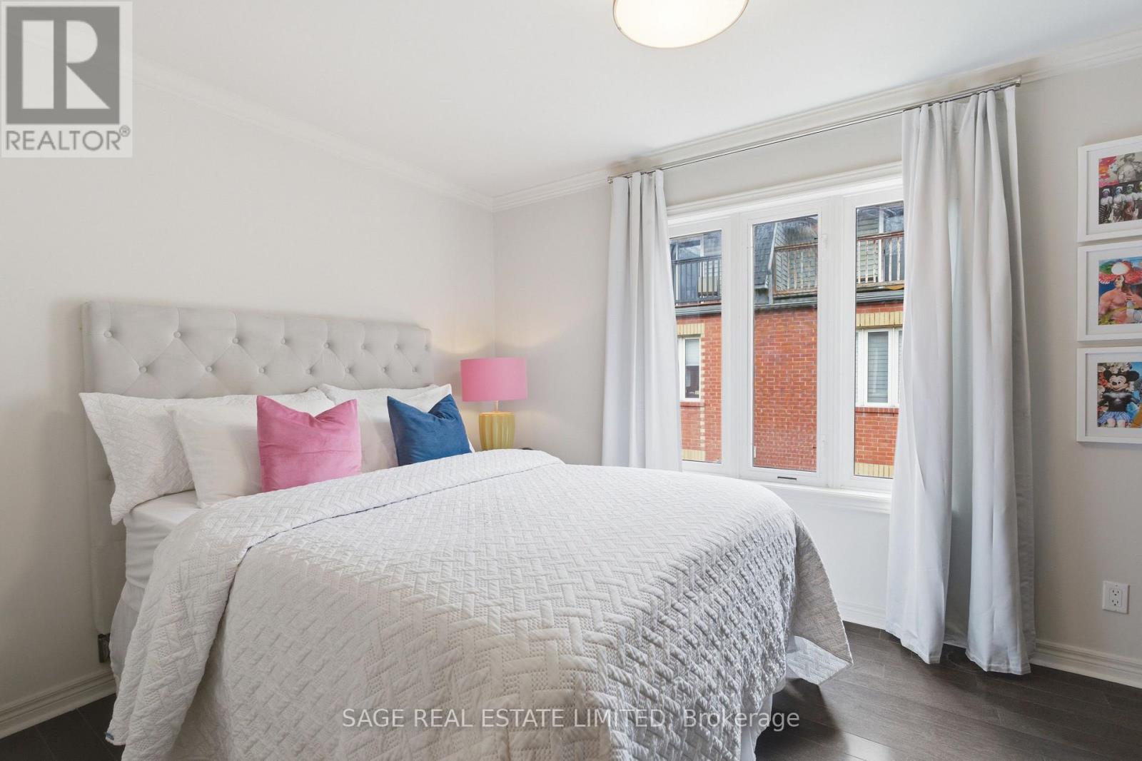 6 Old Trillium Lane, Toronto, Ontario  M5A 4T2 - Photo 20 - C12980130