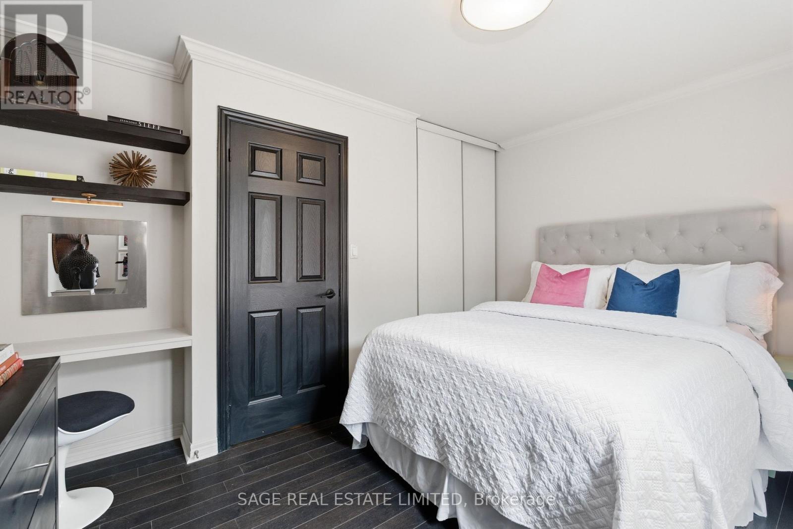 6 Old Trillium Lane, Toronto, Ontario  M5A 4T2 - Photo 21 - C12980130