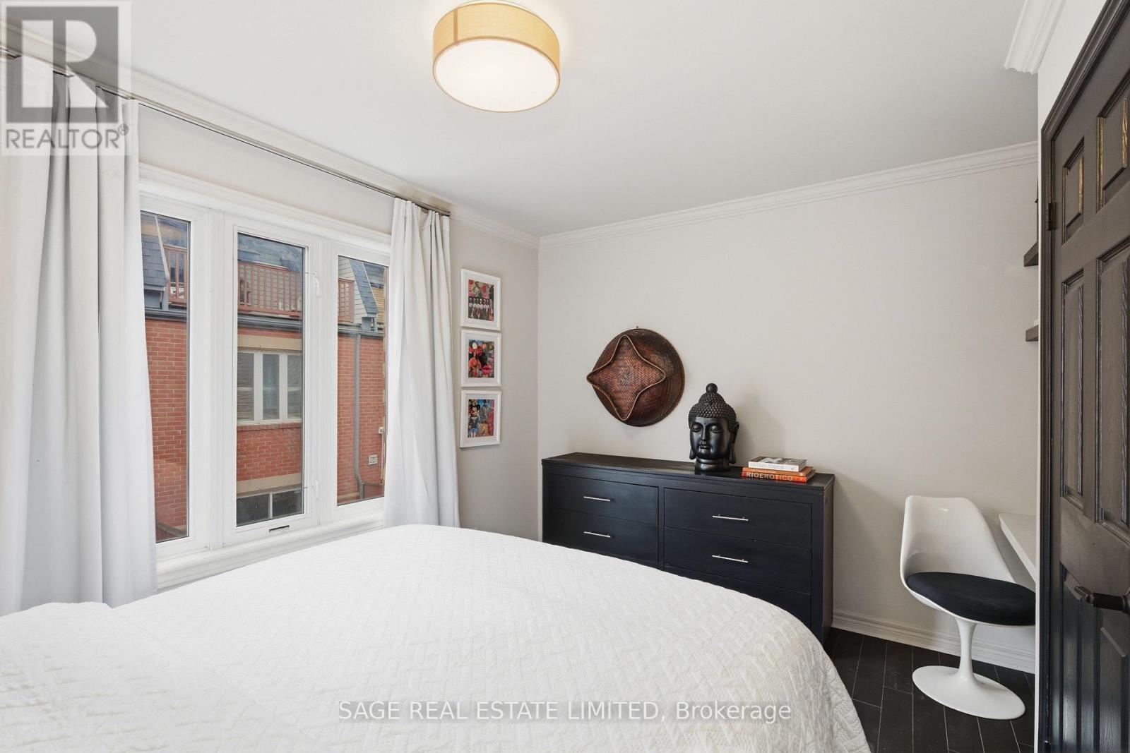 6 Old Trillium Lane, Toronto, Ontario  M5A 4T2 - Photo 23 - C12980130