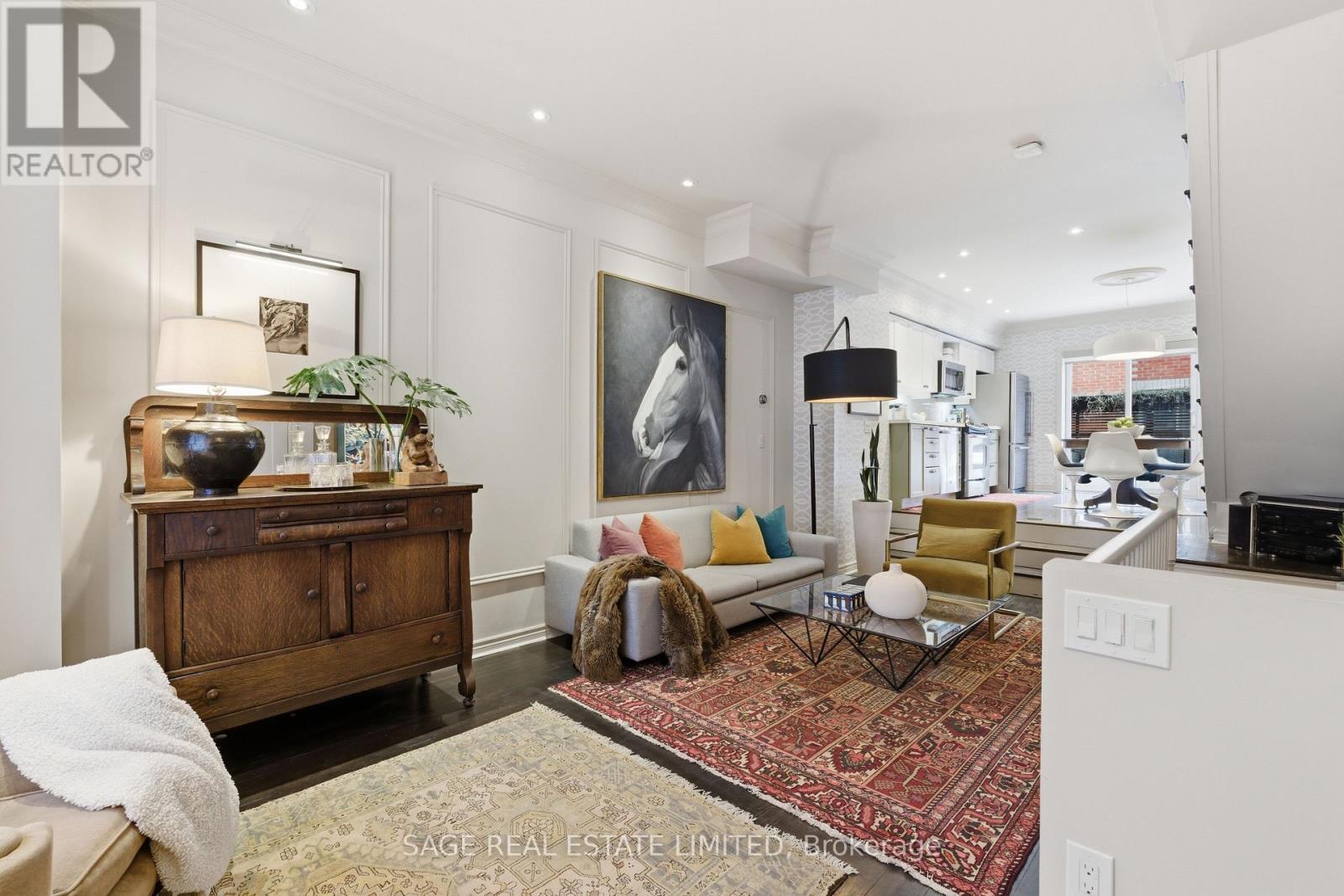 6 Old Trillium Lane, Toronto, Ontario  M5A 4T2 - Photo 3 - C12980130