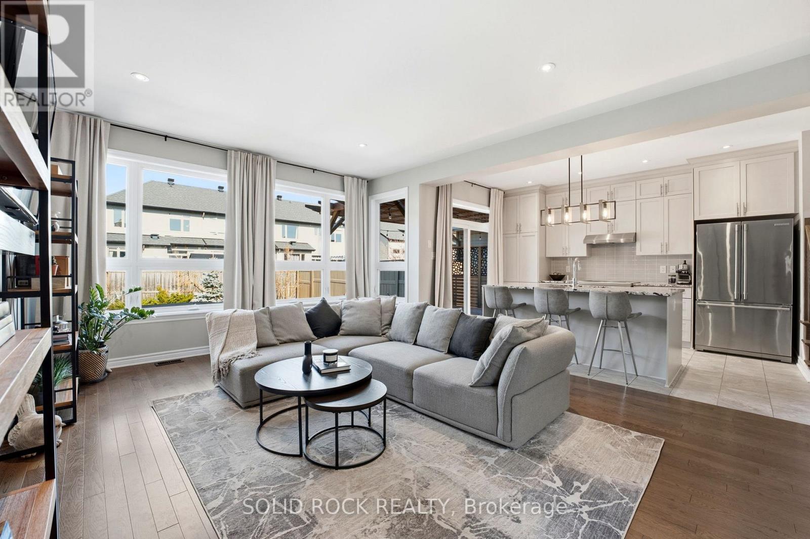 76 Palfrey Way, Ottawa, Ontario  K2V 0B3 - Photo 4 - X12980126