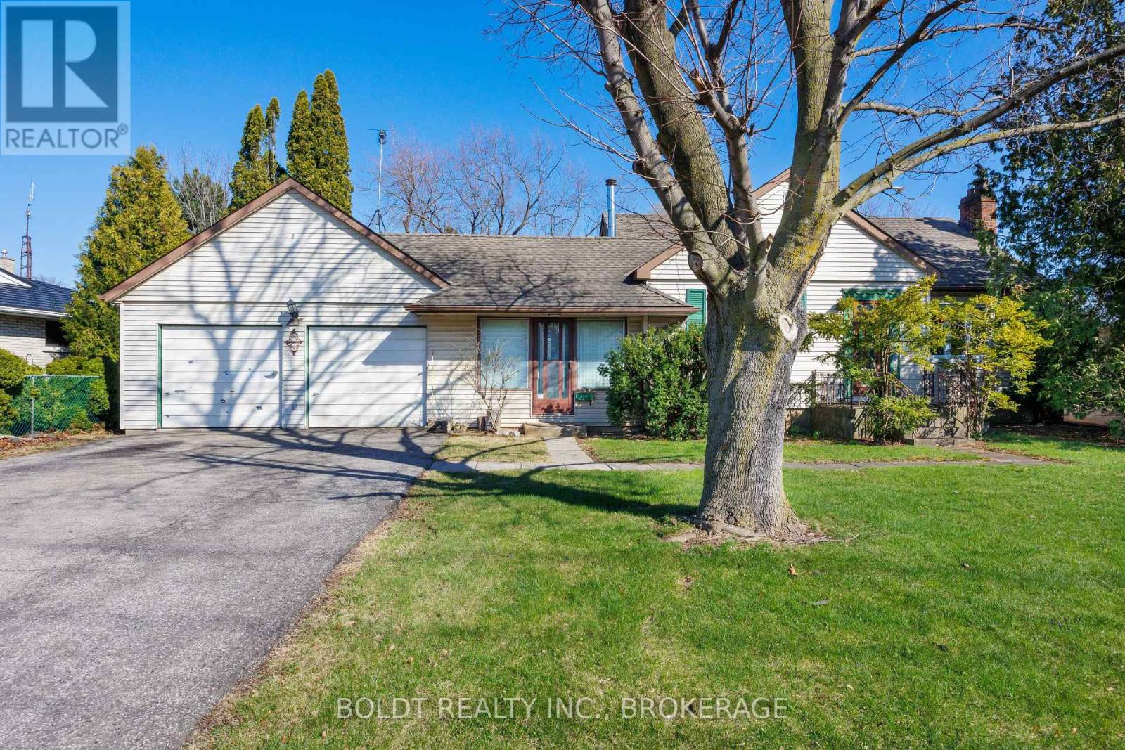 542 Niagara Street, St. Catharines, Ontario  L2M 3P5 - Photo 16 - X12980100