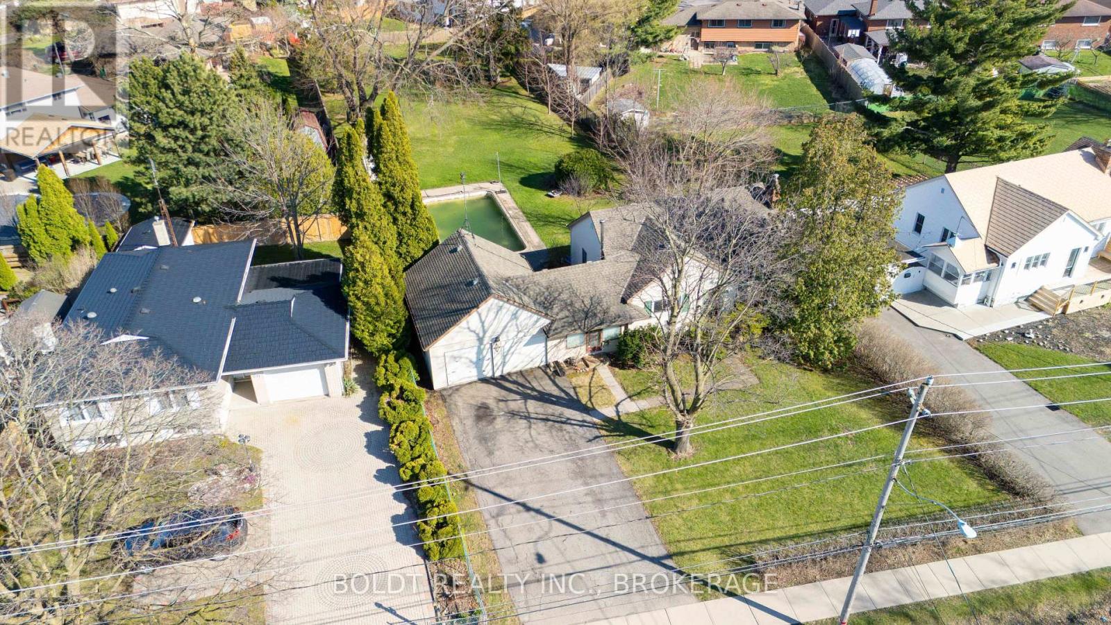 542 Niagara Street, St. Catharines, Ontario  L2M 3P5 - Photo 5 - X12980100