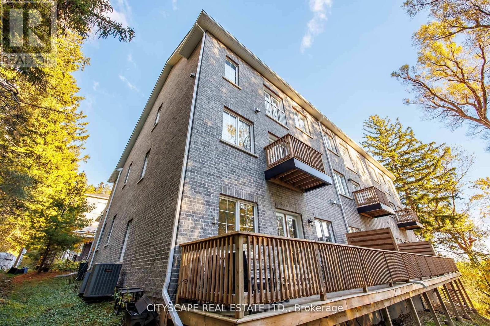 74 Old Bloomington Road, Aurora (Aurora Estates), Ontario  L4G 0M2 - Photo 42 - N12980080