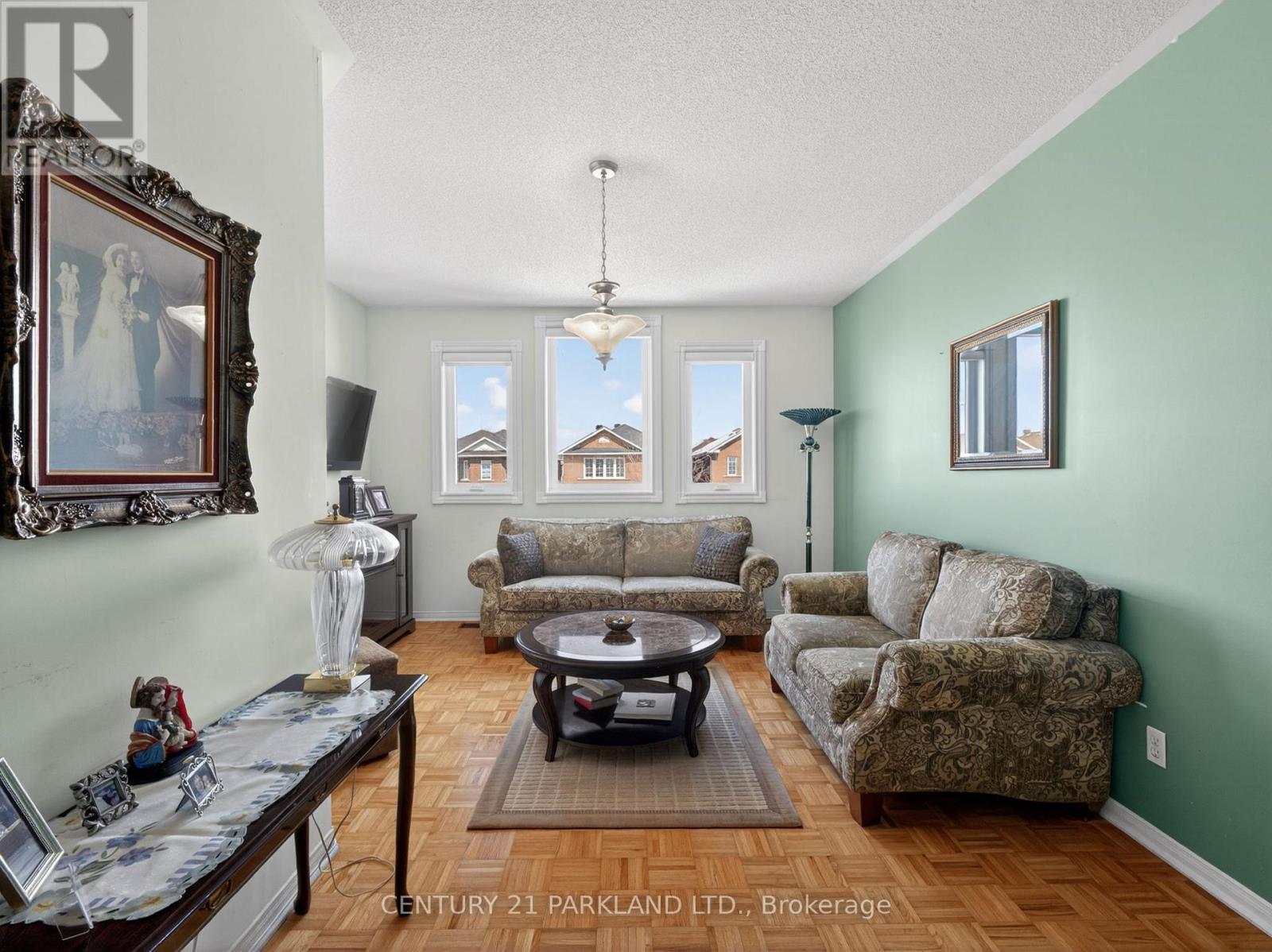 181 Purcell Crescent, Vaughan (Maple), Ontario  L6A 3C5 - Photo 22 - N12980096