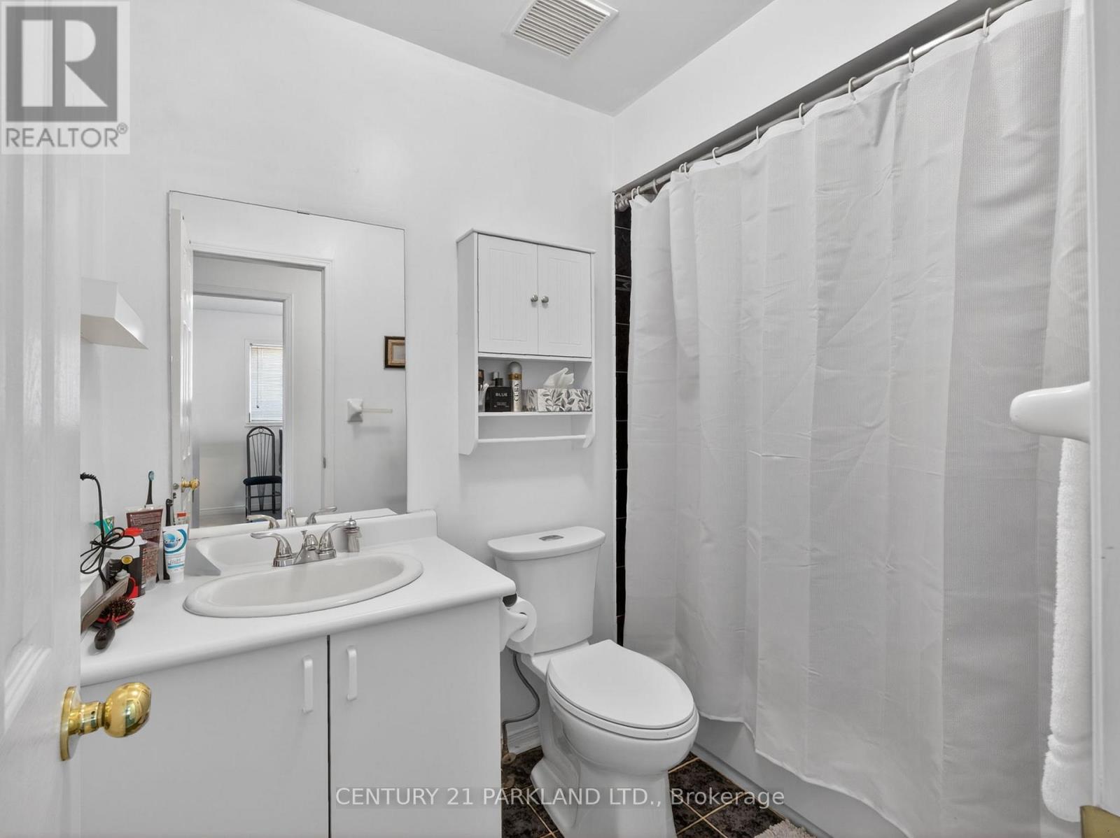 181 Purcell Crescent, Vaughan (Maple), Ontario  L6A 3C5 - Photo 35 - N12980096