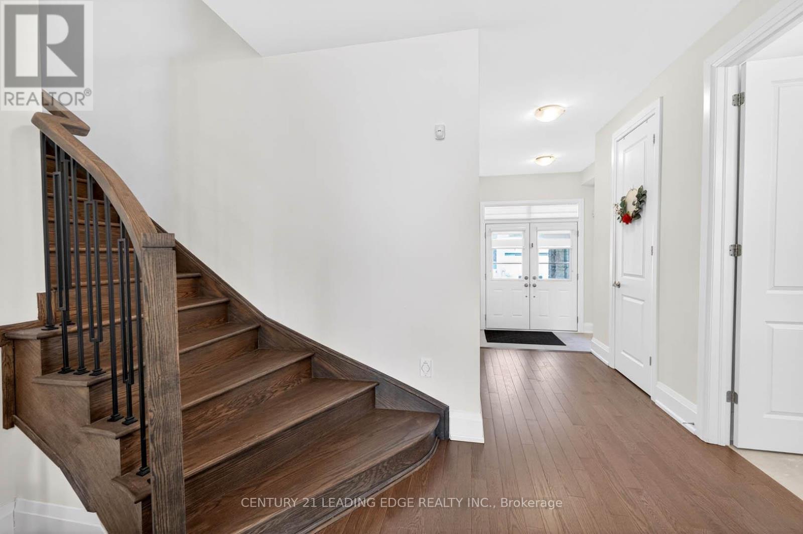 235 Ferragine Crescent, Bradford West Gwillimbury, Ontario  L3Z 4K1 - Photo 19 - N12980104