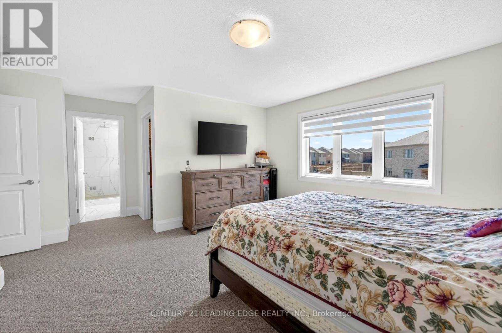 235 Ferragine Crescent, Bradford West Gwillimbury, Ontario  L3Z 4K1 - Photo 23 - N12980104