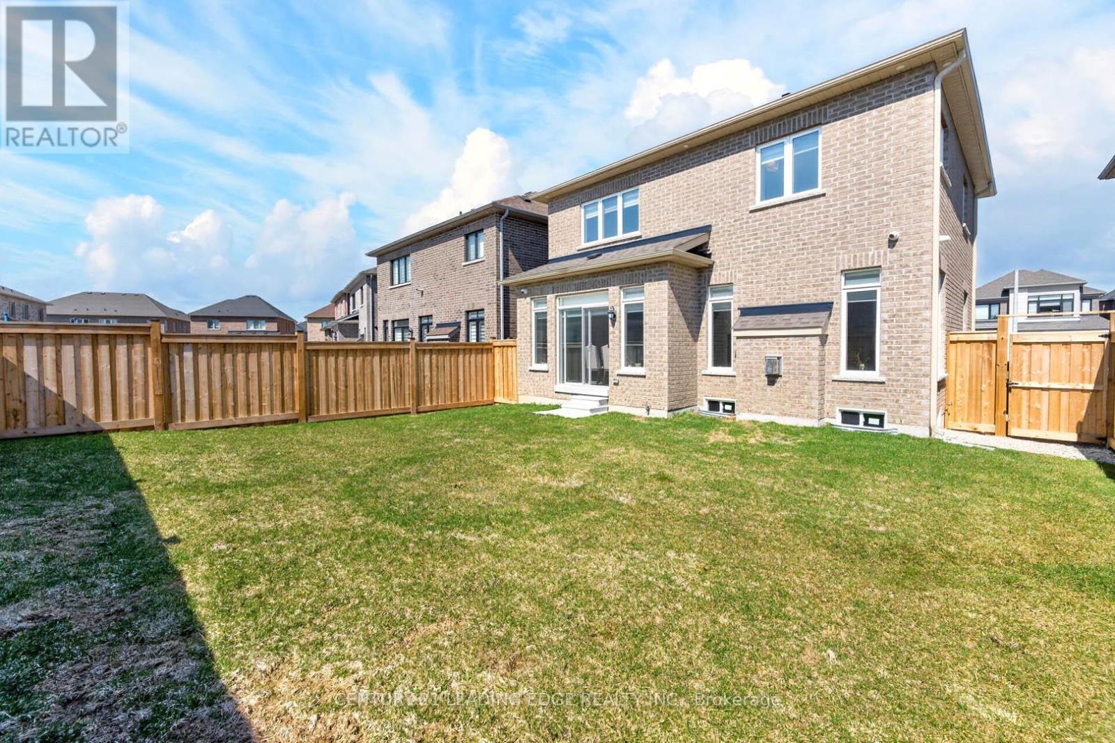 235 Ferragine Crescent, Bradford West Gwillimbury, Ontario  L3Z 4K1 - Photo 37 - N12980104