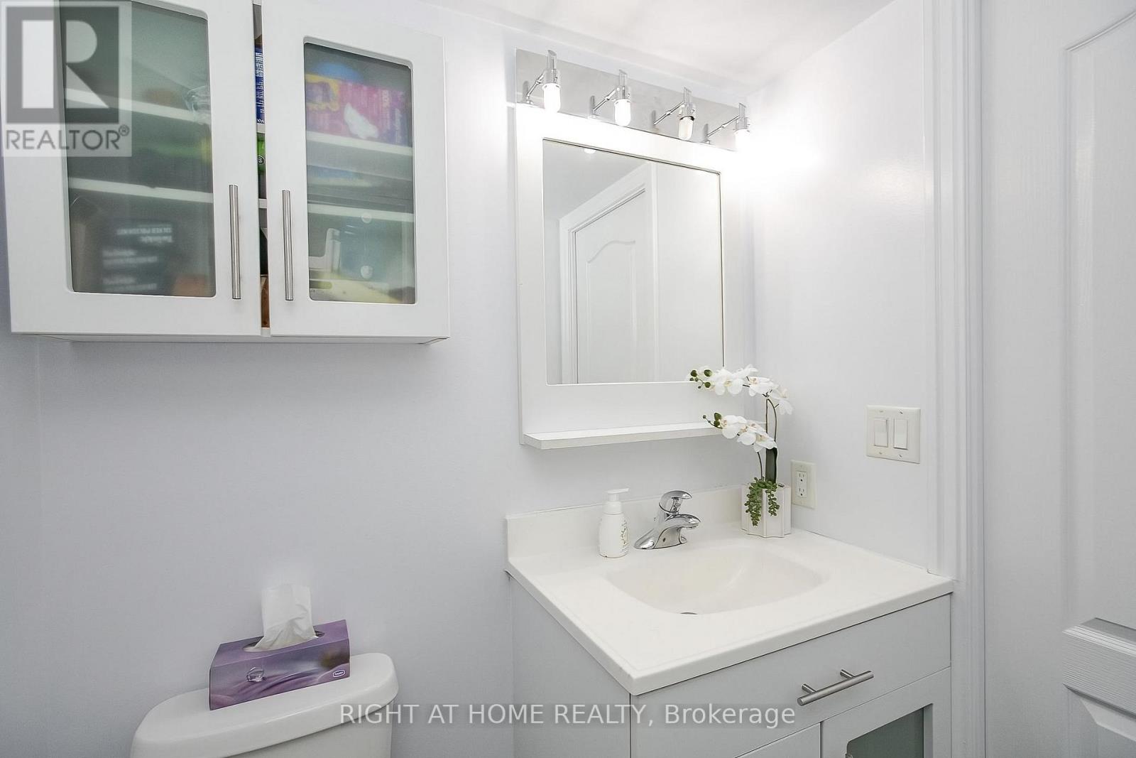 217 - 2119 Lake Shore Boulevard W, Toronto, Ontario  M8V 4E8 - Photo 24 - W12821288