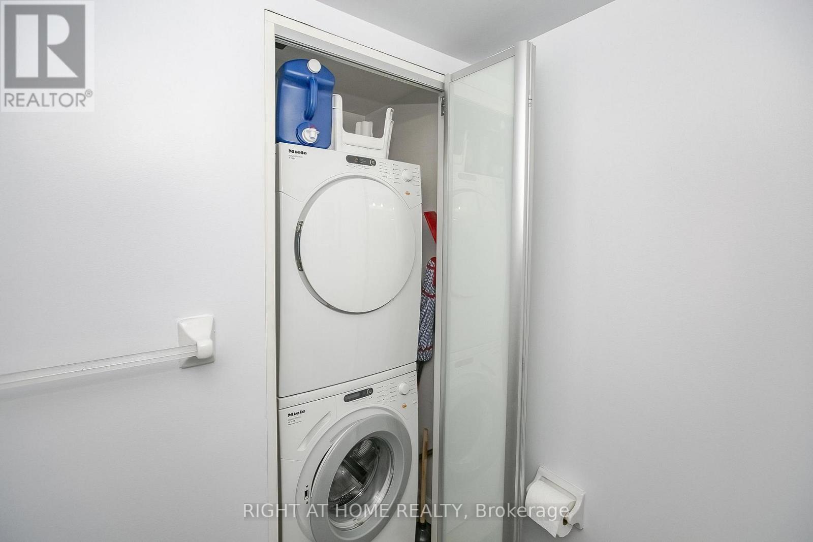 217 - 2119 Lake Shore Boulevard W, Toronto, Ontario  M8V 4E8 - Photo 25 - W12821288