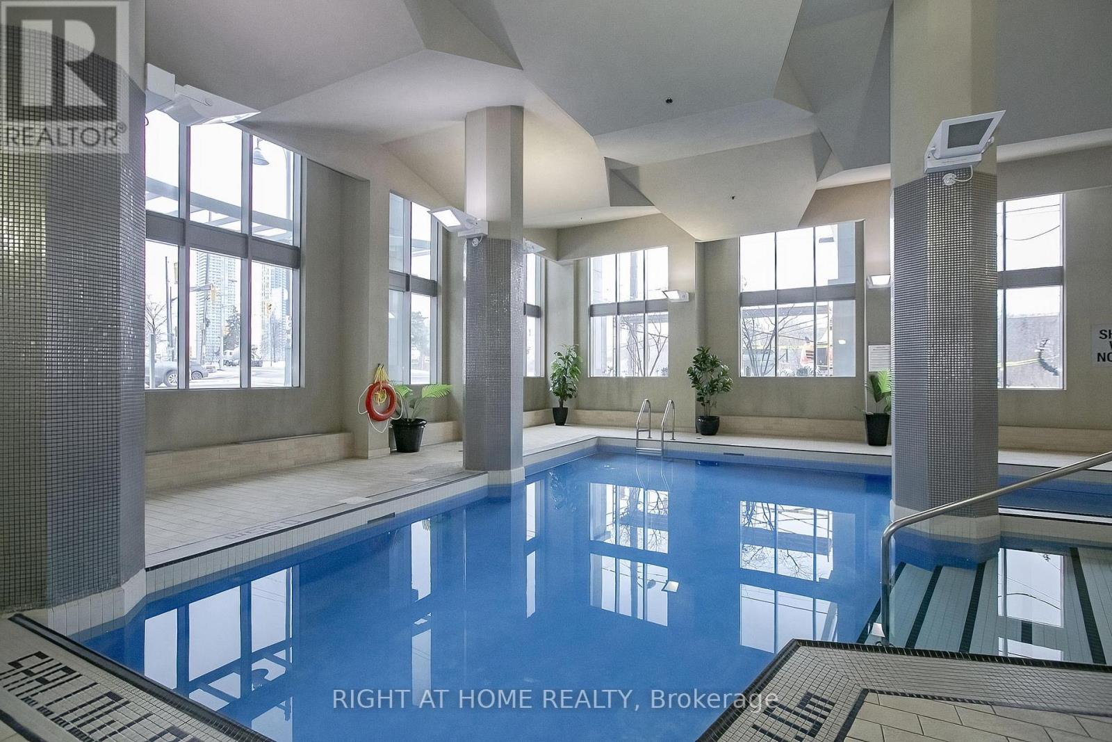 217 - 2119 Lake Shore Boulevard W, Toronto, Ontario  M8V 4E8 - Photo 45 - W12821288