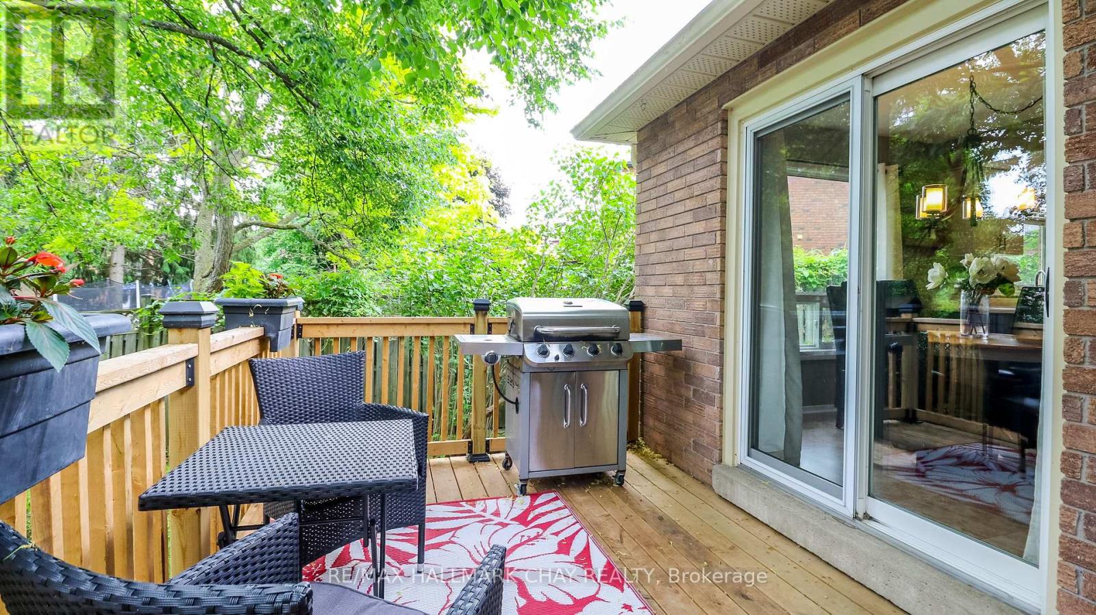 14 Autumn Lane, Barrie (Allandale Heights), Ontario  L4N 6G8 - Photo 7 - S12980092