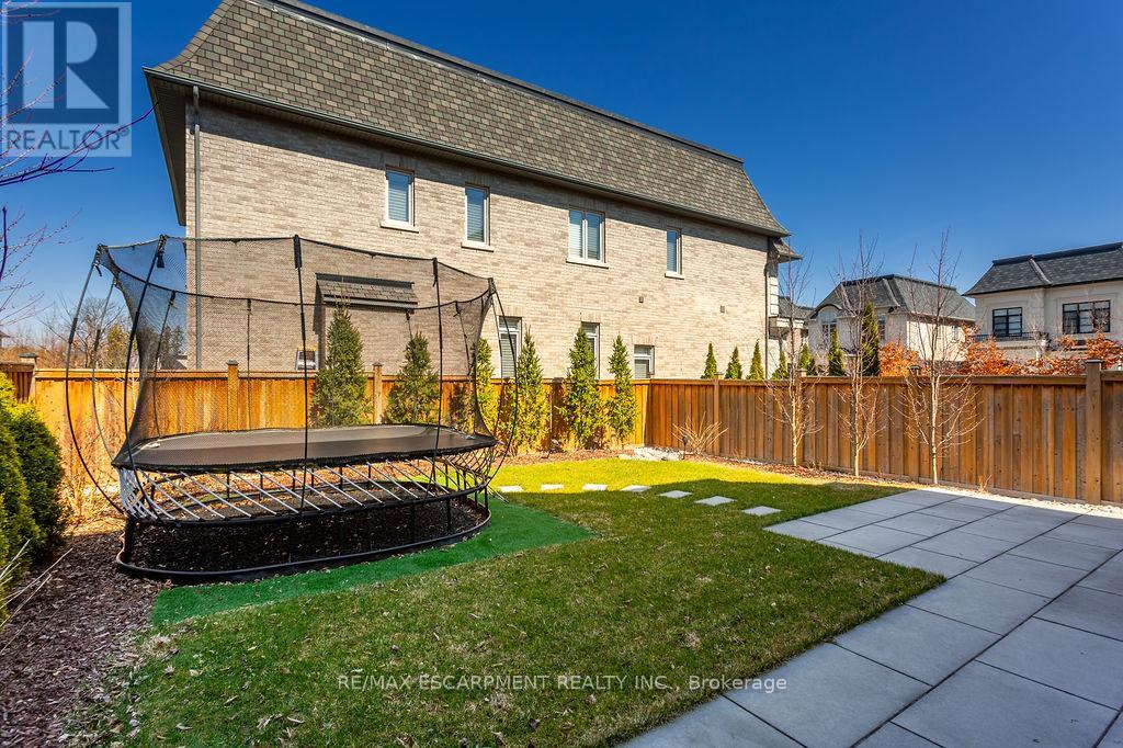 343 Tudor Avenue, Oakville, Ontario  L6K 2V5 - Photo 43 - W12980110