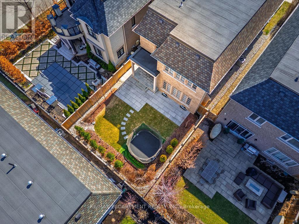 343 Tudor Avenue, Oakville, Ontario  L6K 2V5 - Photo 44 - W12980110