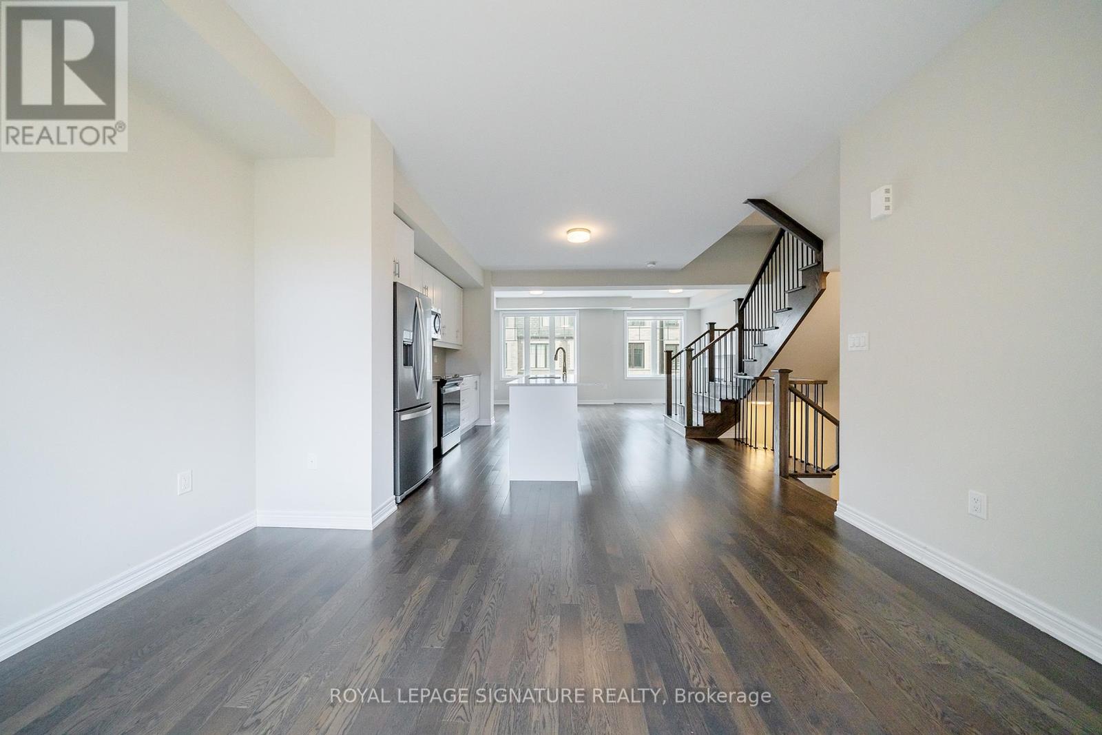 13 Folcroft Street, Brampton, Ontario  L6Y 0B6 - Photo 5 - W12980146