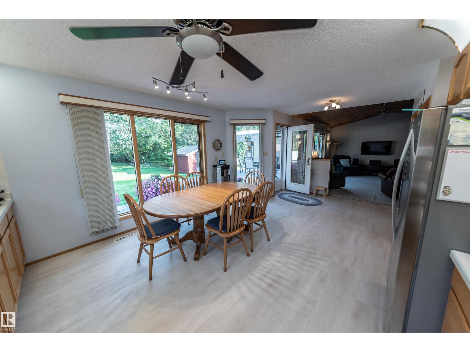 1087 10 St, Rural Lac Ste. Anne County, Alberta  T0E 1A0 - Photo 47 - E4474320