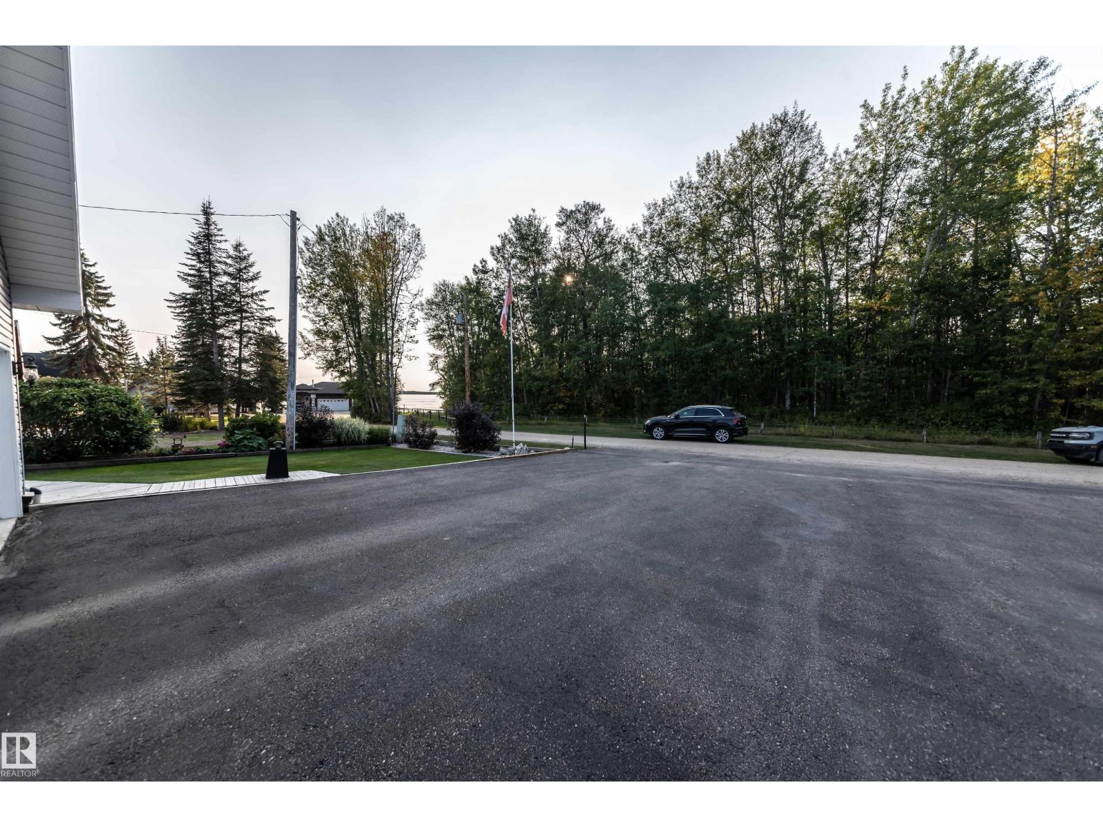 1087 10 St, Rural Lac Ste. Anne County, Alberta  T0E 1A0 - Photo 65 - E4474320