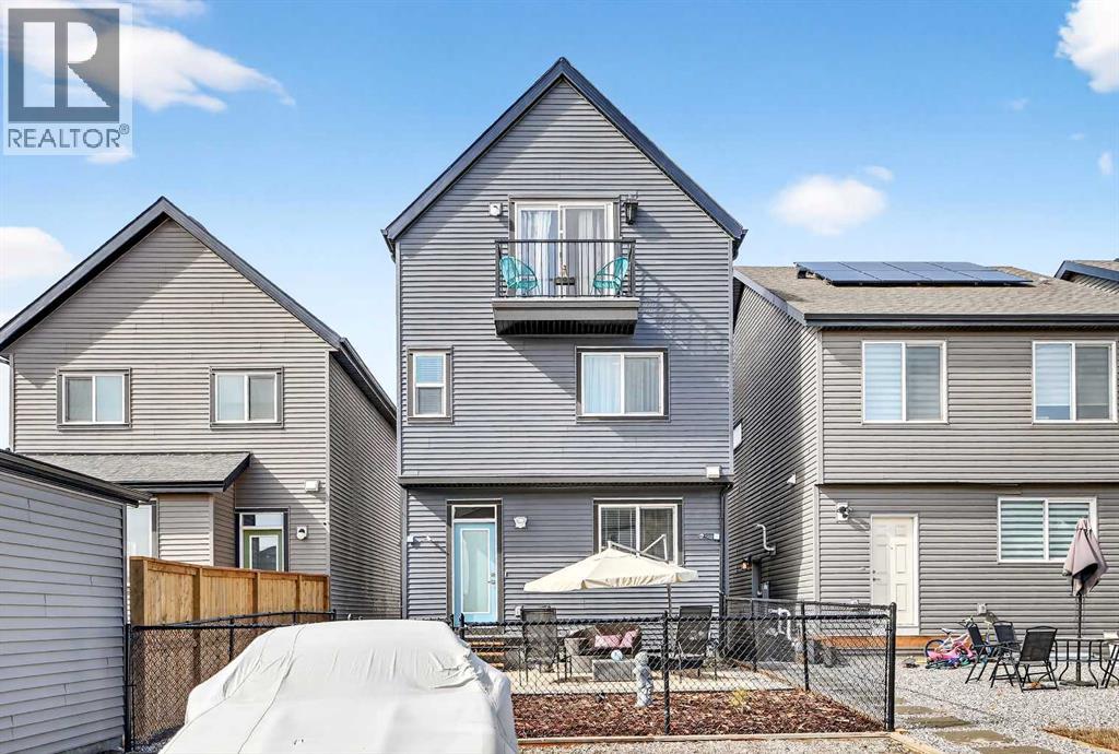 42 Heirloom Manor SE, Calgary, Alberta  T3S 0H2 - Photo 43 - A2297204