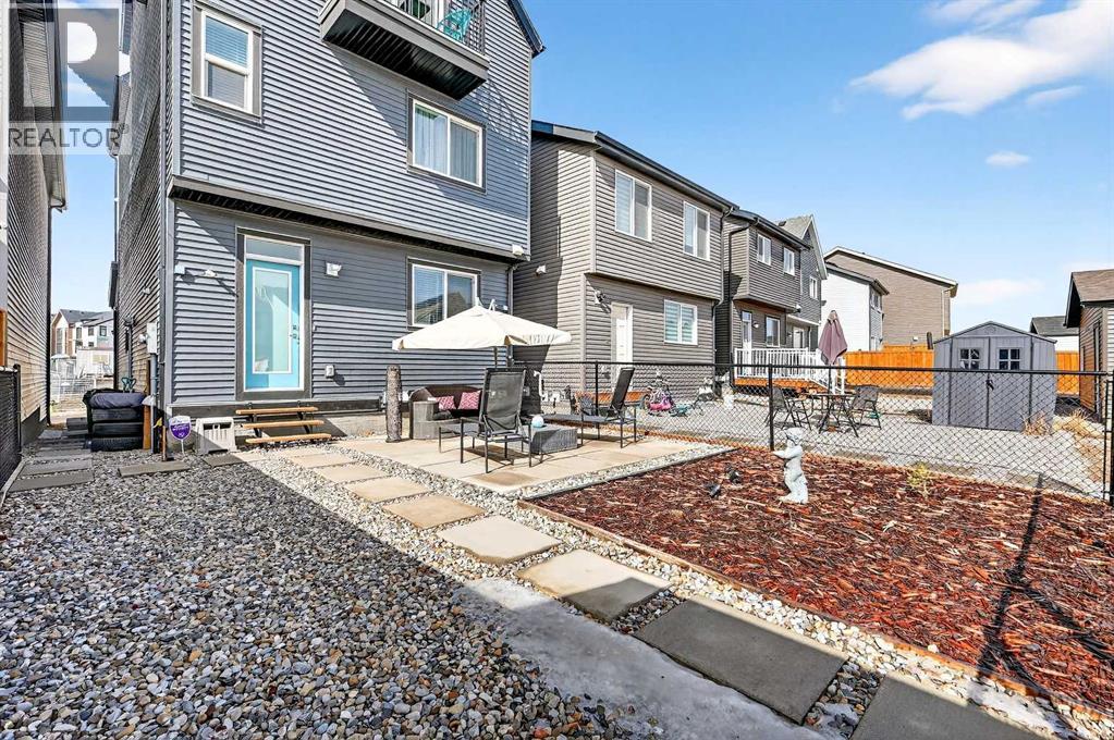 42 Heirloom Manor SE, Calgary, Alberta  T3S 0H2 - Photo 45 - A2297204