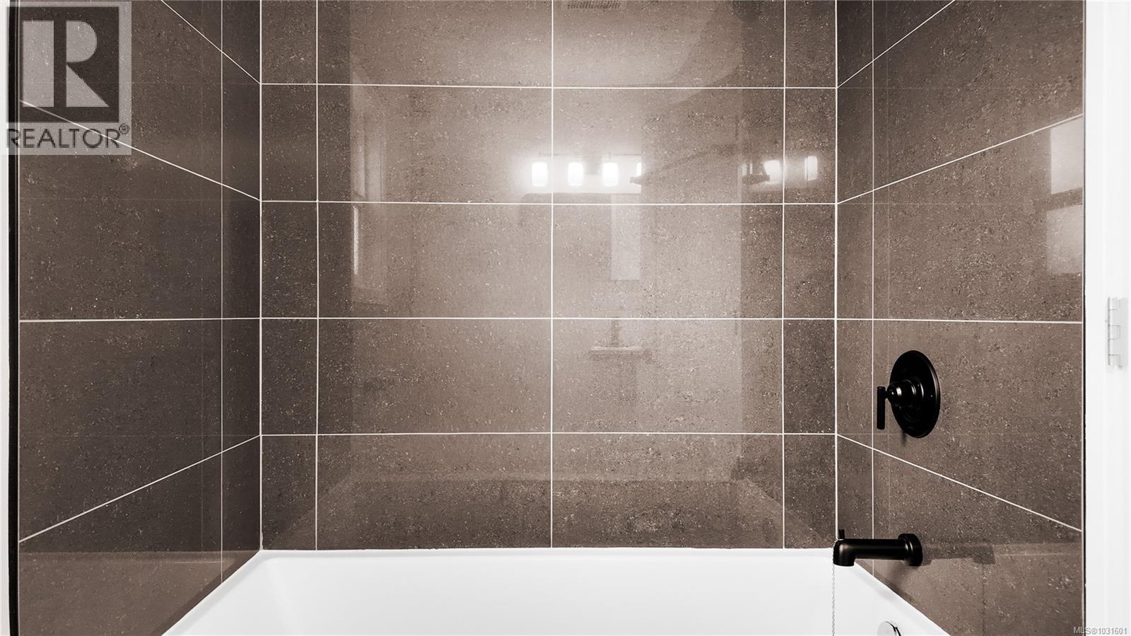 4644 Macintyre Ave, Courtenay, British Columbia  V9N 6R2 - Photo 32 - 1031601