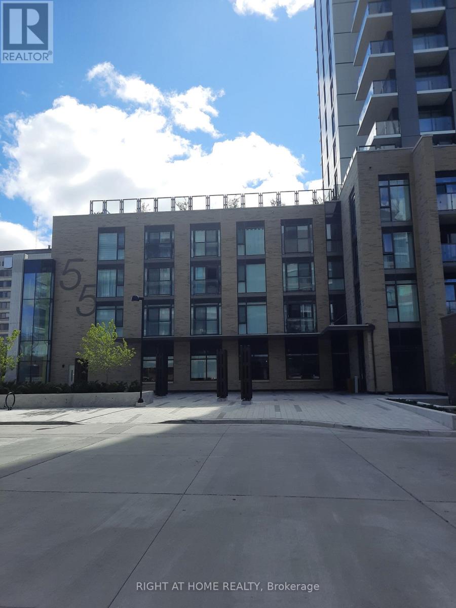 316 - 55 Duke Street, Kitchener, Ontario  N2H 0C9 - Photo 2 - X12980108