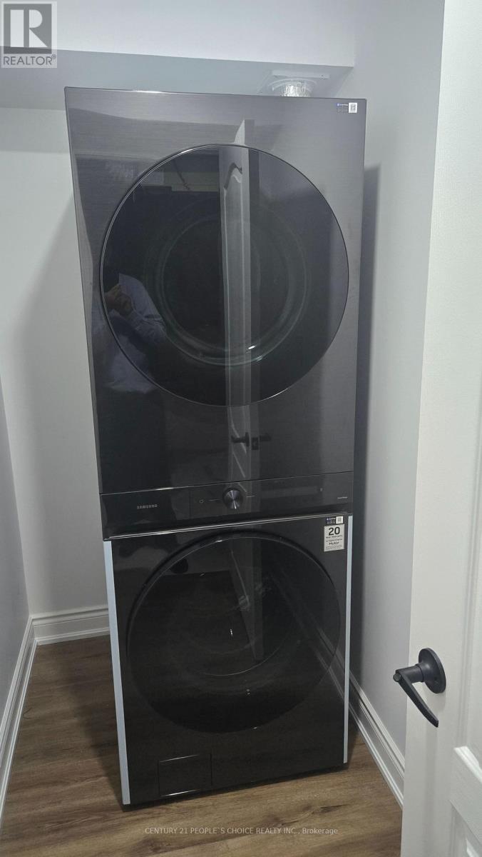 53 Larry Crescent, Haldimand, Ontario  N3W 1K7 - Photo 7 - X12980132