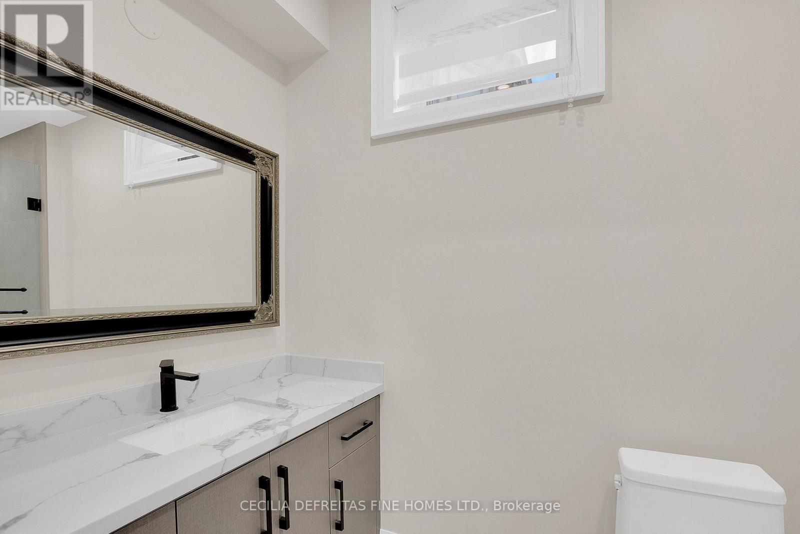 70 Haverson Boulevard, Toronto, Ontario  M6M 3J9 - Photo 18 - W12893362