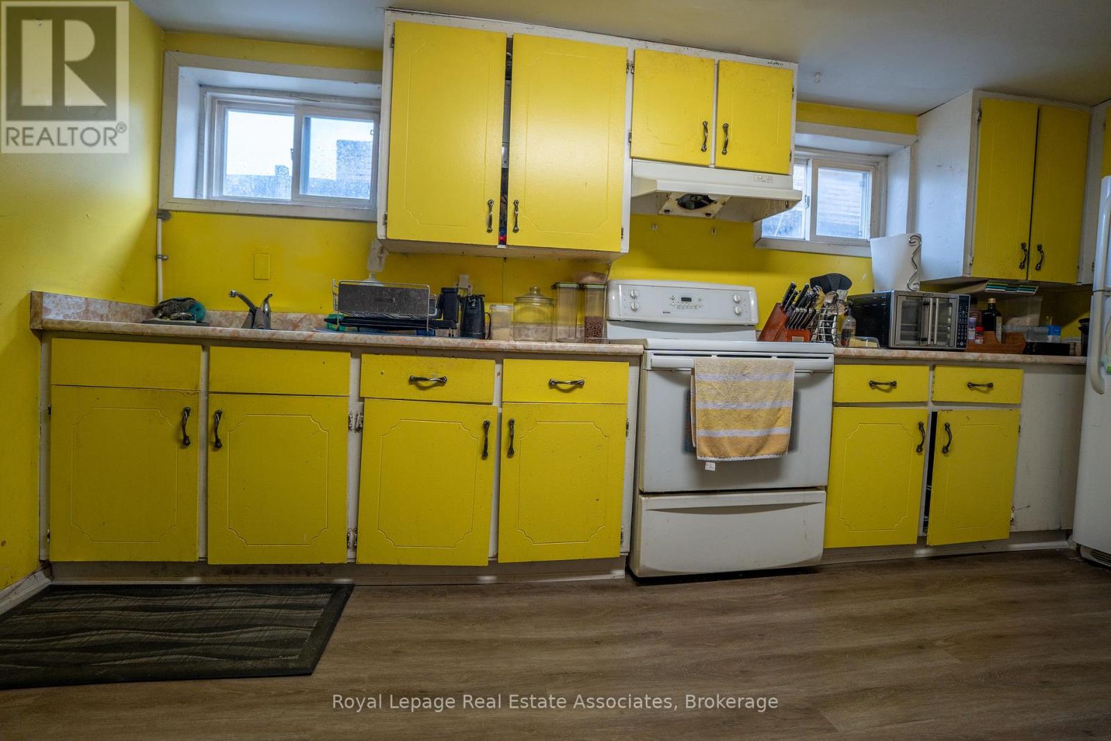 337 Hansen Road N, Brampton, Ontario  L6V 2Y2 - Photo 39 - W12933214