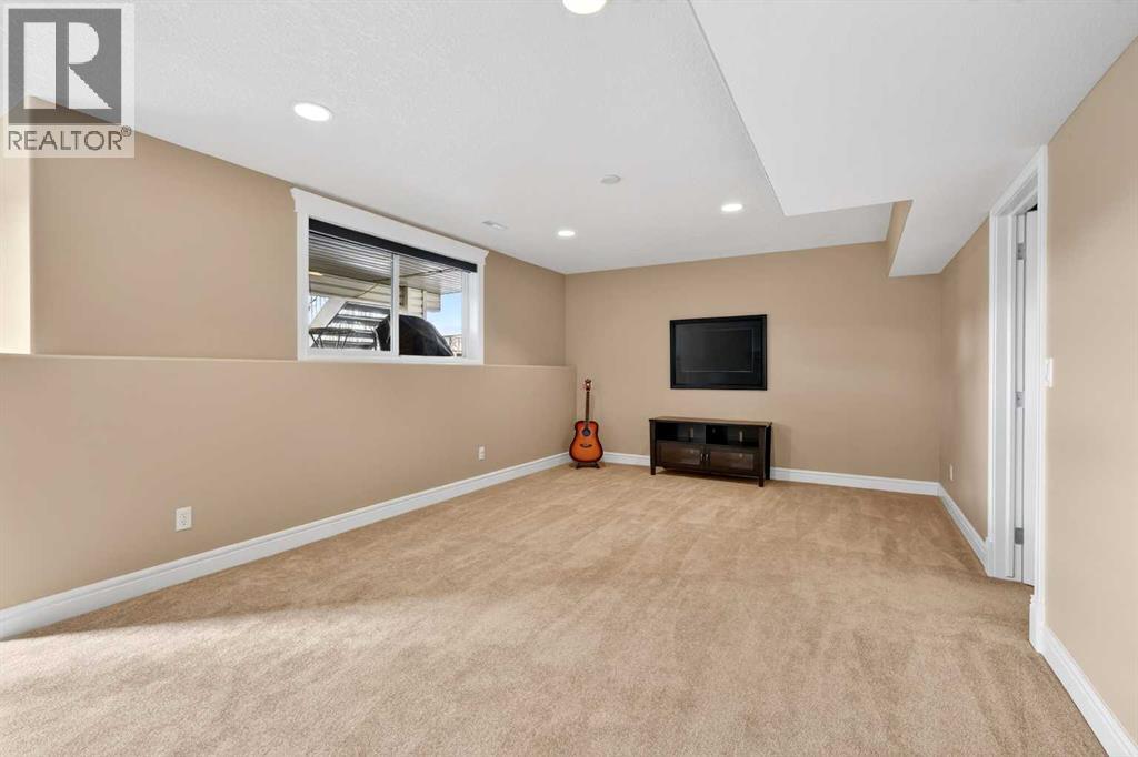 103 Kincora View NW, Calgary, Alberta  T3R 1M3 - Photo 35 - A2299268