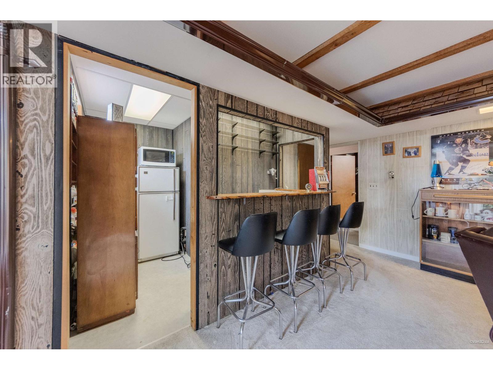 2992 Lazy A Street, Coquitlam, British Columbia  V3C 3N7 - Photo 32 - R3109450