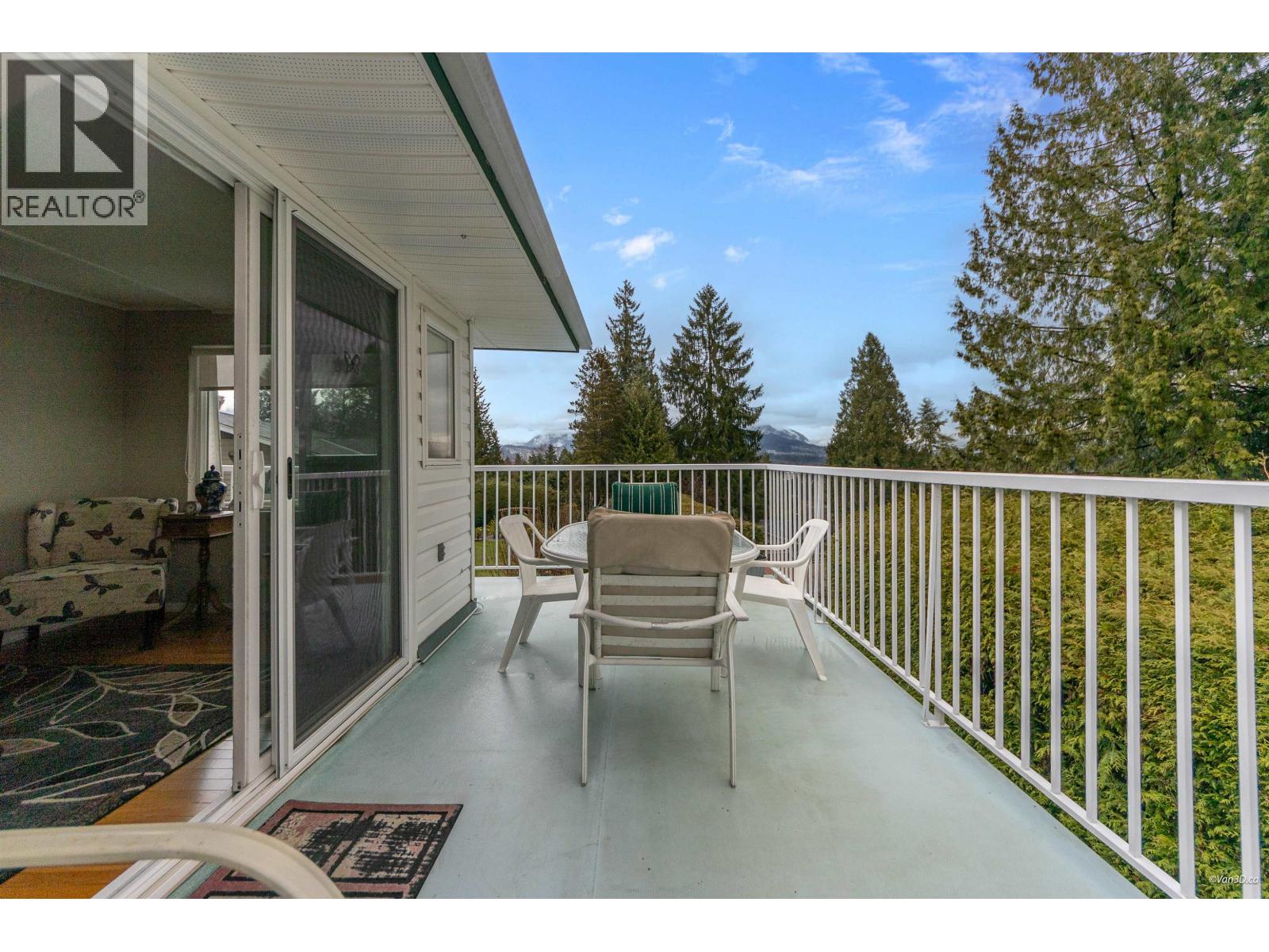 2992 Lazy A Street, Coquitlam, British Columbia  V3C 3N7 - Photo 34 - R3109450