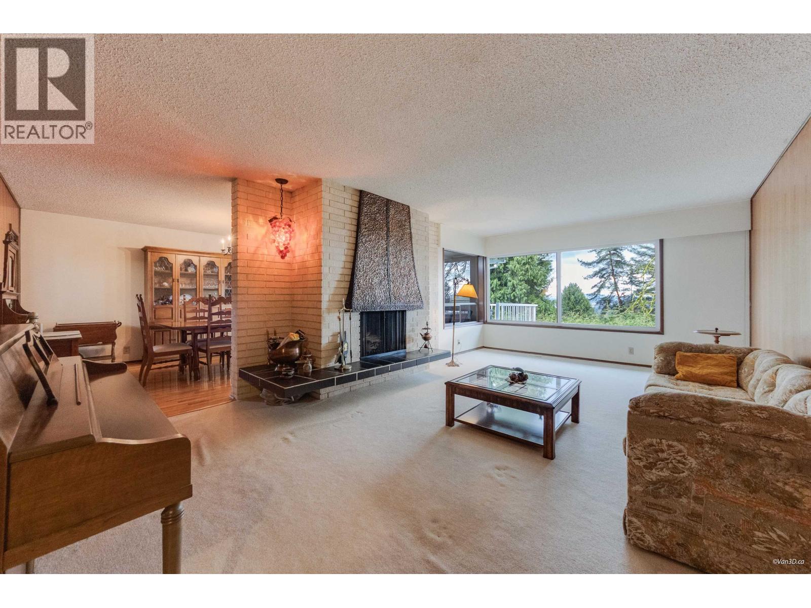 2992 Lazy A Street, Coquitlam, British Columbia  V3C 3N7 - Photo 7 - R3109450