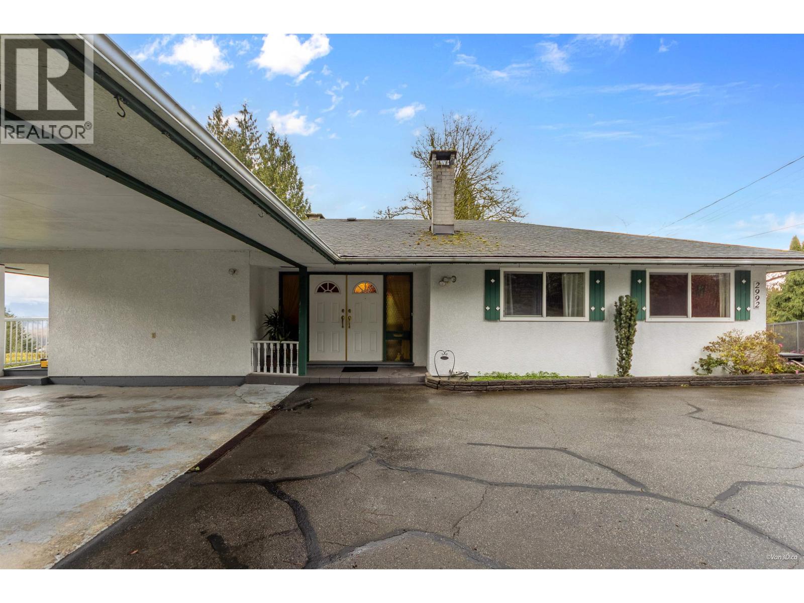 2992 Lazy A Street, Coquitlam, British Columbia  V3C 3N7 - Photo 3 - R3109450