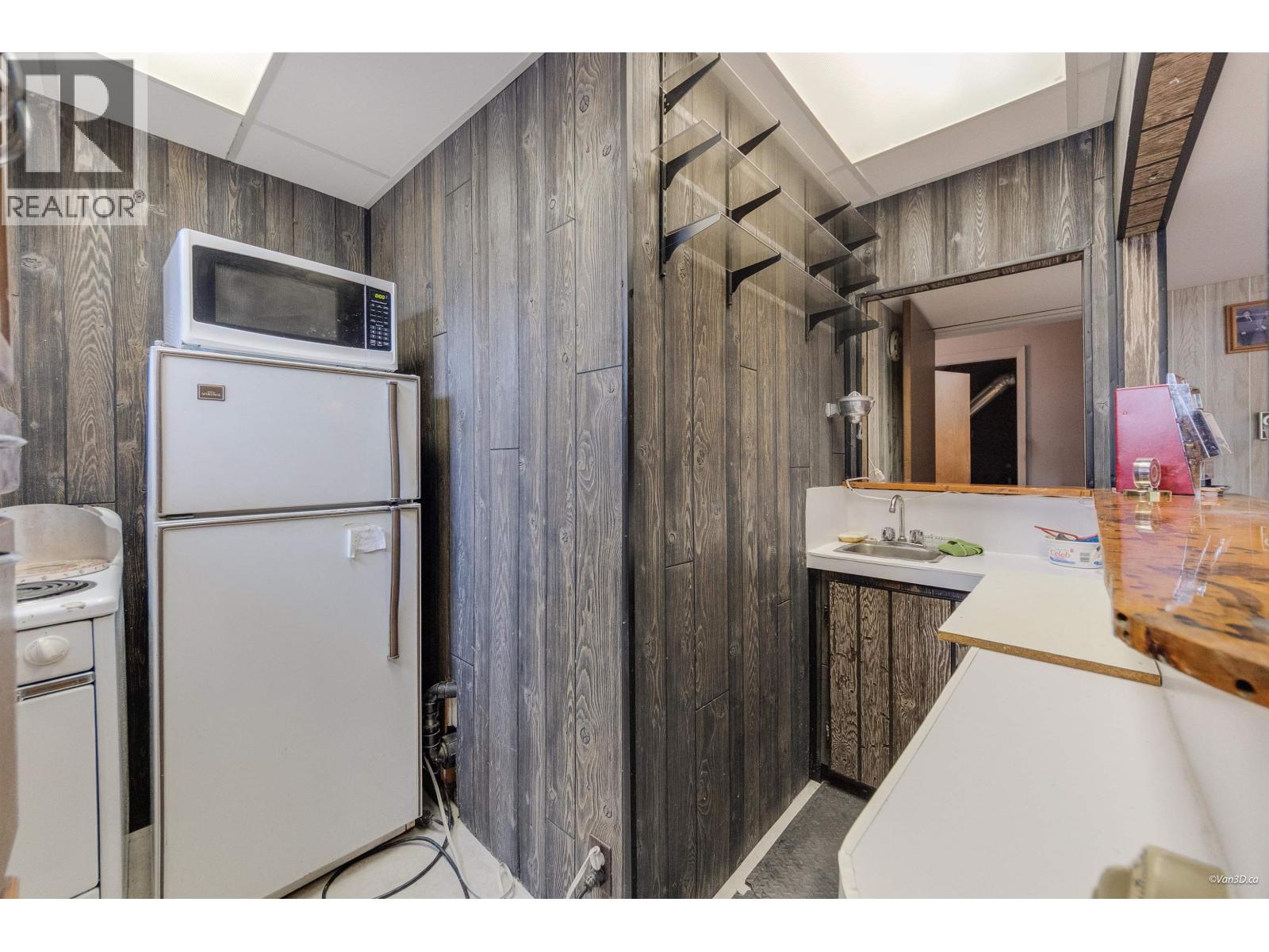 2992 Lazy A Street, Coquitlam, British Columbia  V3C 3N7 - Photo 28 - R3109450