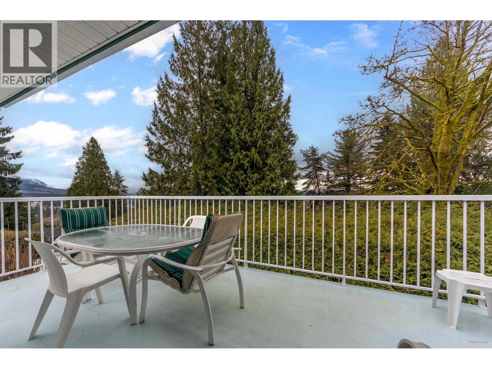 2992 Lazy A Street, Coquitlam, British Columbia  V3C 3N7 - Photo 33 - R3109450