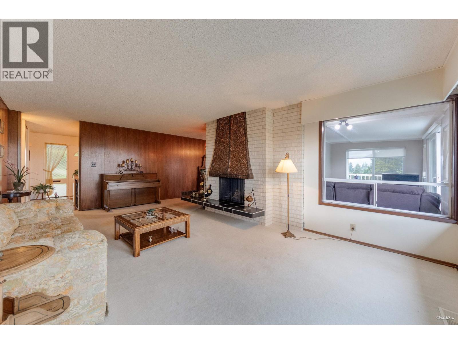 2992 Lazy A Street, Coquitlam, British Columbia  V3C 3N7 - Photo 10 - R3109450