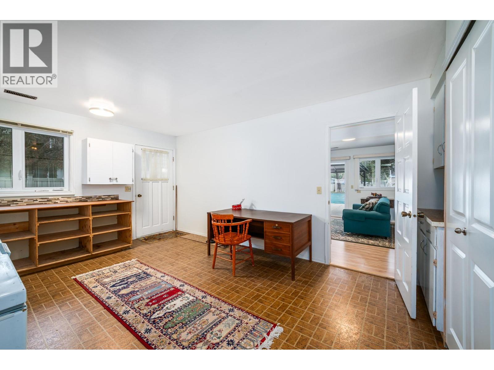 561 Brome Crescent, Kelowna, British Columbia  V1W 2M5 - Photo 47 - 10382409