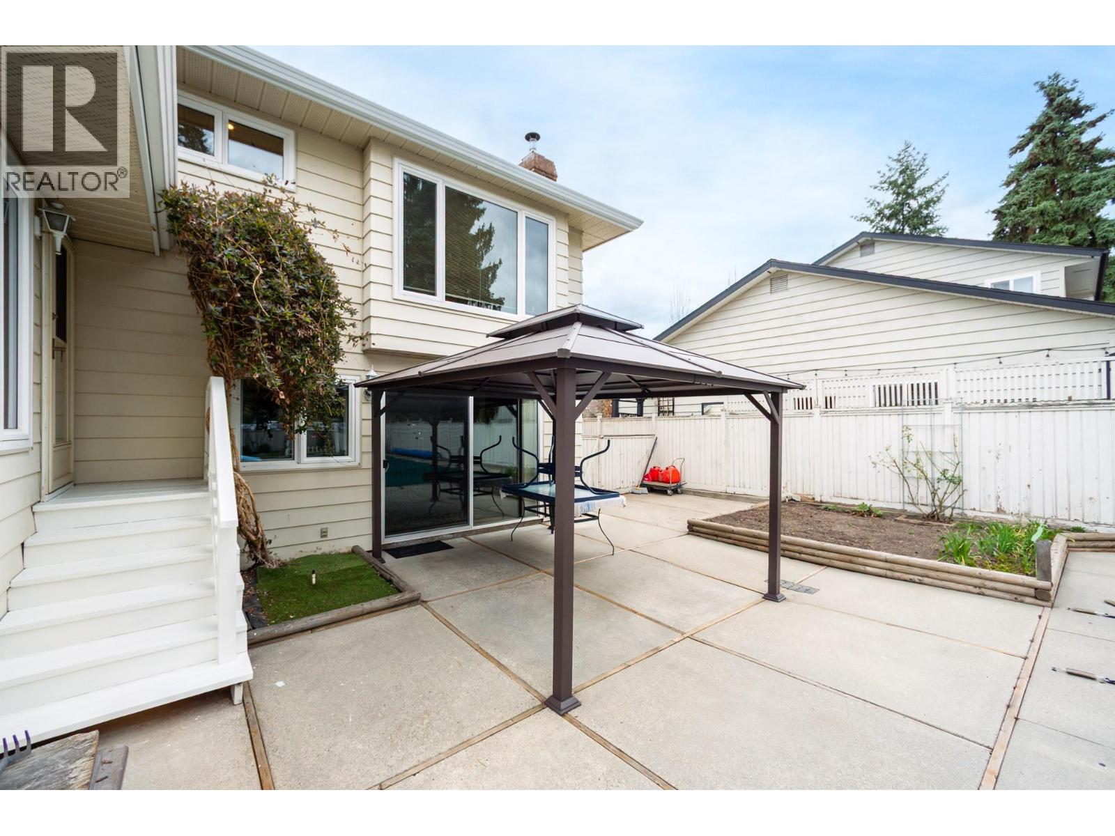 561 Brome Crescent, Kelowna, British Columbia  V1W 2M5 - Photo 54 - 10382409