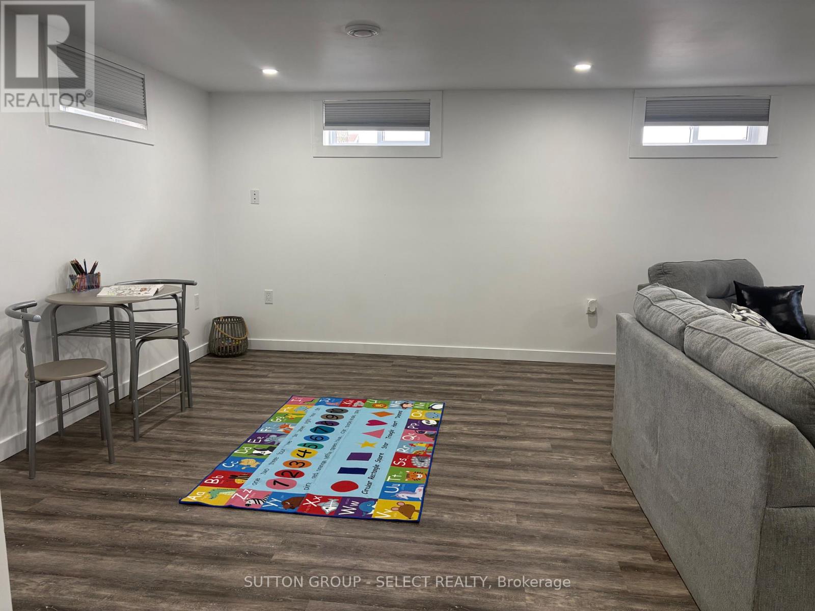 47 Aponi Crescent, London East, Ontario  N5V 2V3 - Photo 22 - X12960248