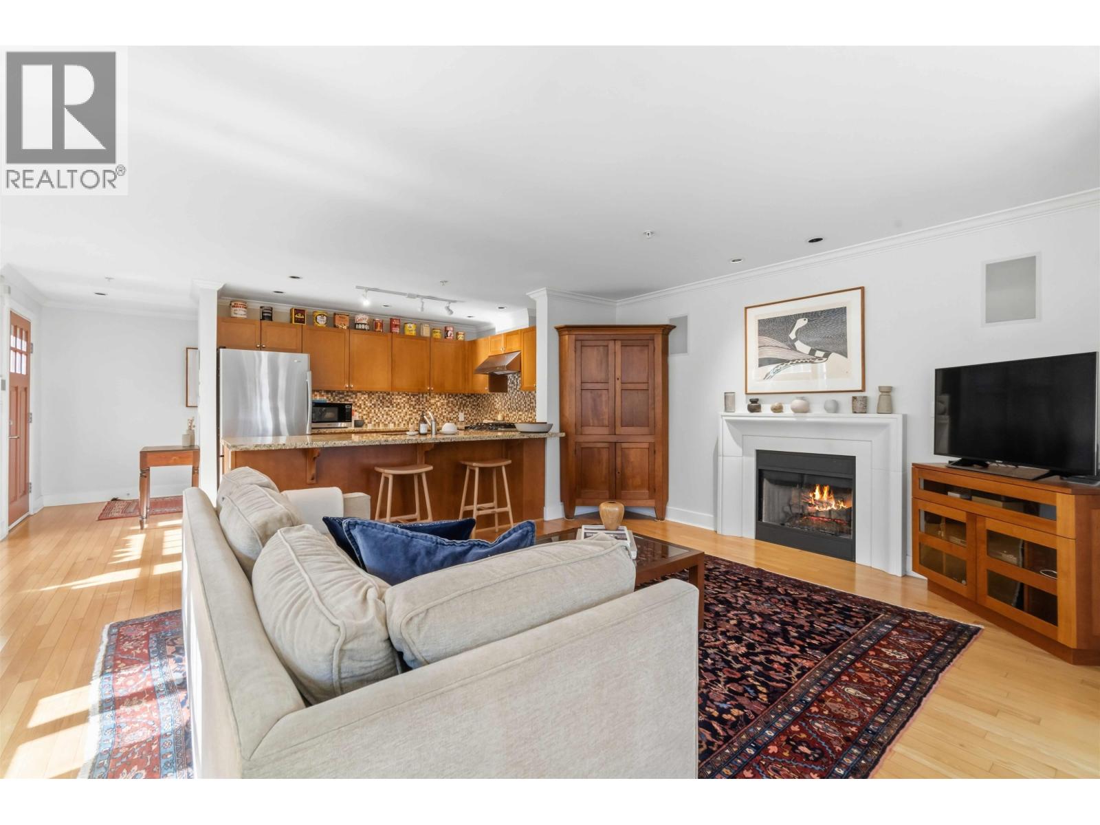 2420 Sasamat Street, Vancouver, British Columbia  V6R 4S8 - Photo 6 - R3109585