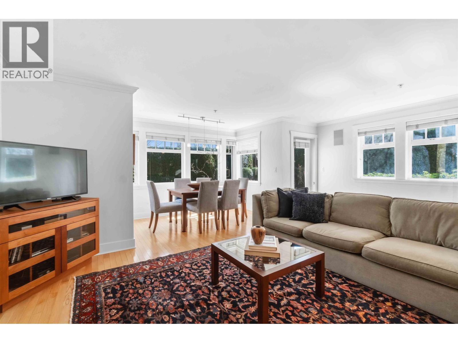 2420 Sasamat Street, Vancouver, British Columbia  V6R 4S8 - Photo 7 - R3109585