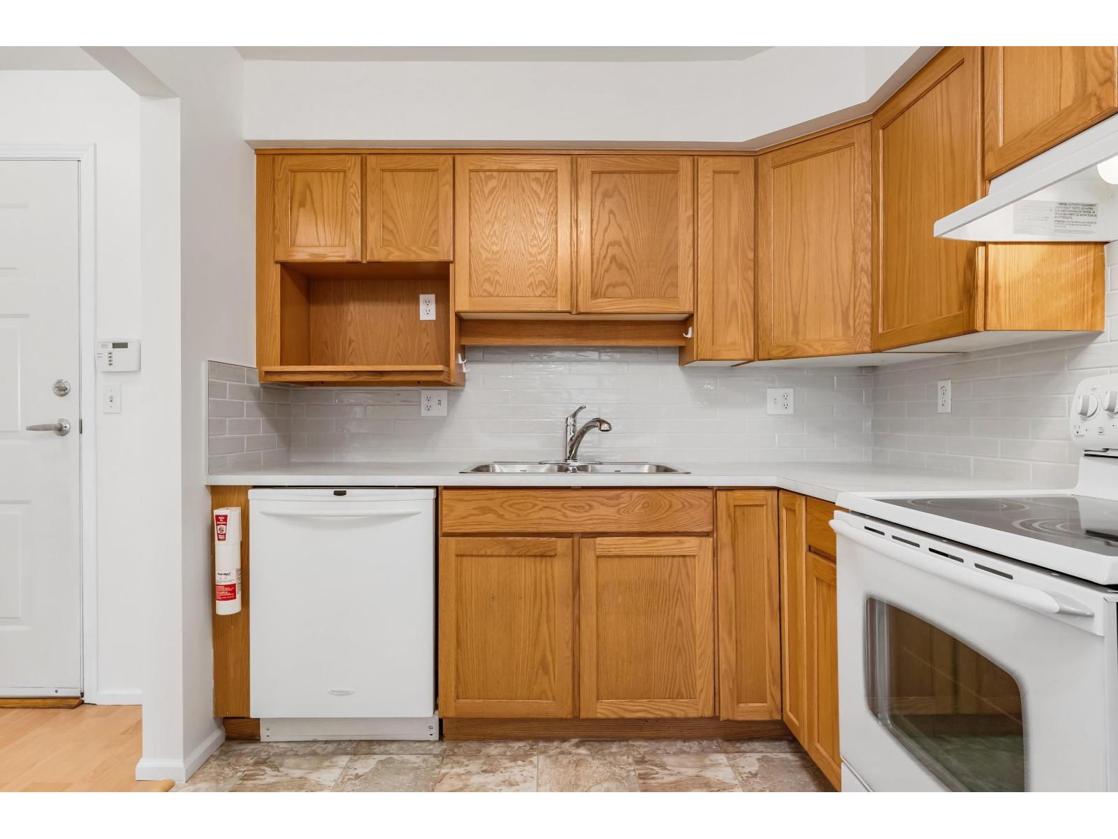 107 9186 Edward Street, Chilliwack Proper West, Chilliwack, British Columbia  V2P 7X6 - Photo 9 - R3109537