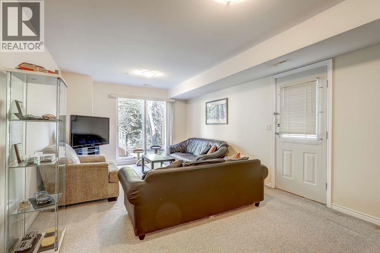 14 1108 Riverside Close, Port Coquitlam, British Columbia  V3B 8C2 - Photo 2 - R3109584