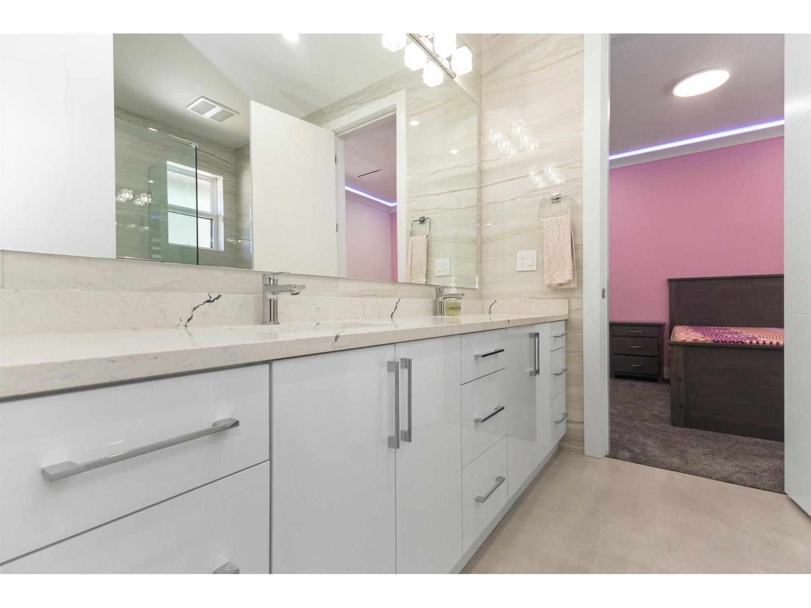 2357 Alder Street, Abbotsford, British Columbia  V2T 2N6 - Photo 18 - R3108475